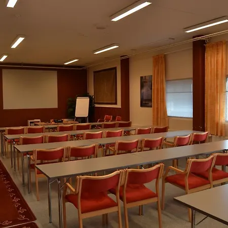 Reima Country Center Hotel